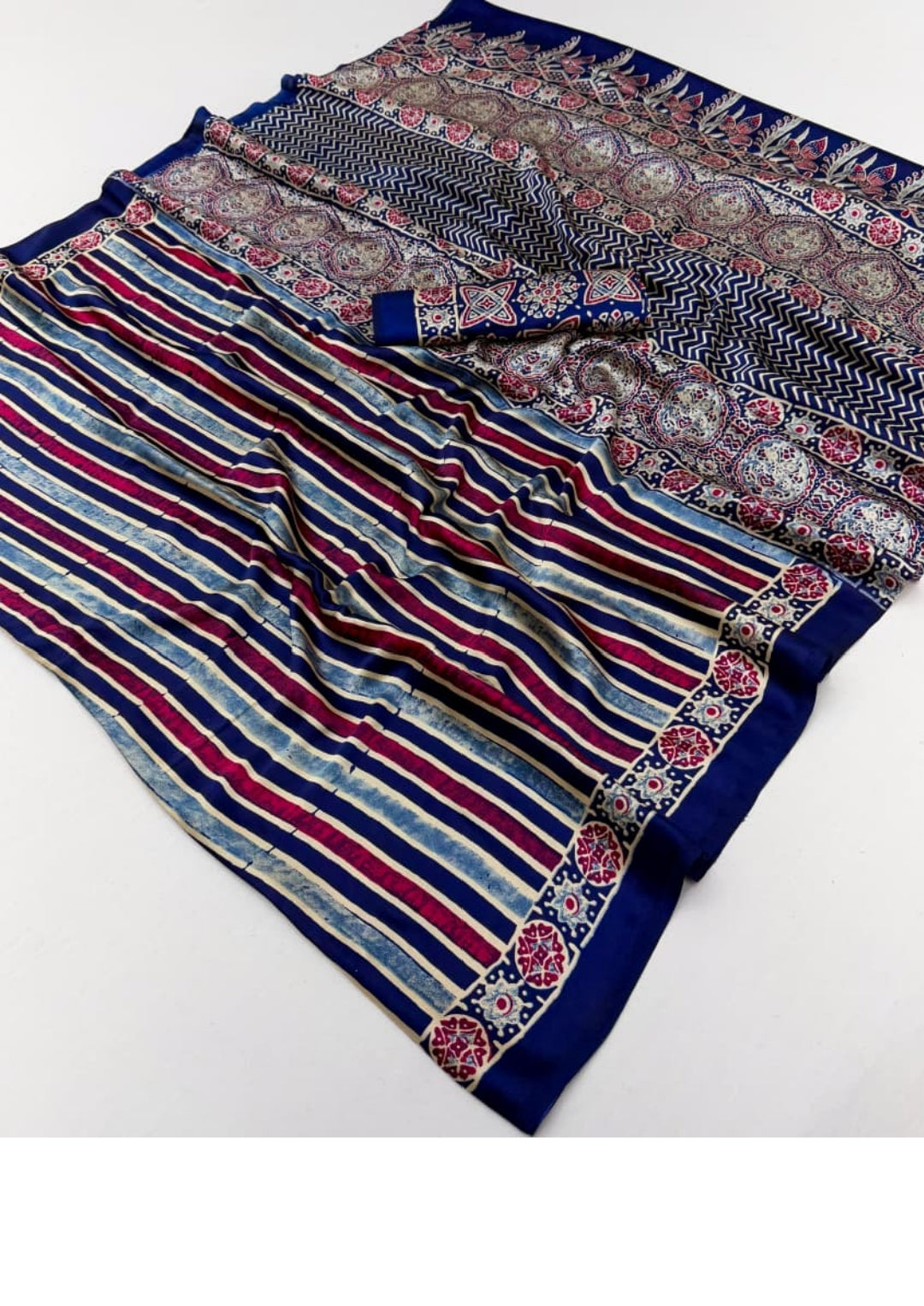 Ajrak Aura